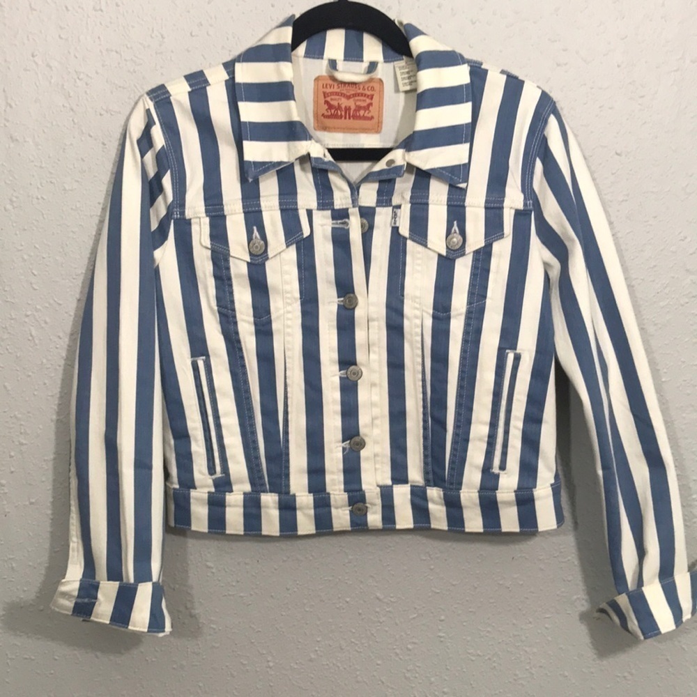 Levi’s Blue & Ivory Vertical Stripe Trucker Denim Jacket size M